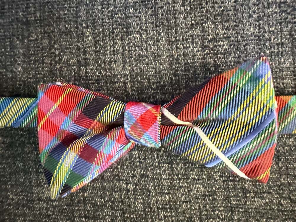 Stafford Tailored Culture Plaid Adjustable Pre-Tied Bow Tie
